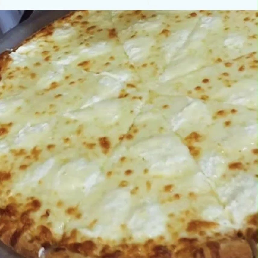 Classic cheese pizza
