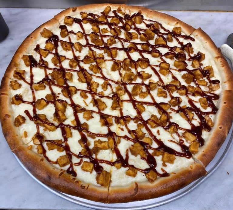 BBQ chicken pizza